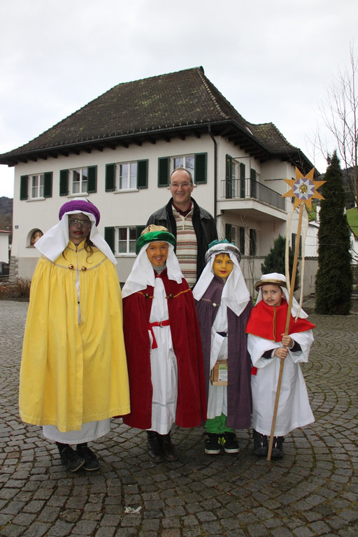 Sternsinger Aktion Lochau 05-01-2016 _27_.JPG
