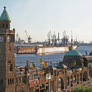 Hamburg_Landungsbruecken 19-15-44.jpg