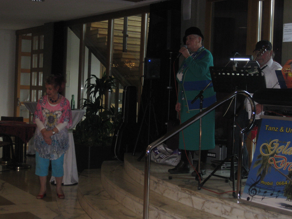 Kaffeekr__nzle Seniorenring  2016  Bild   13.JPG