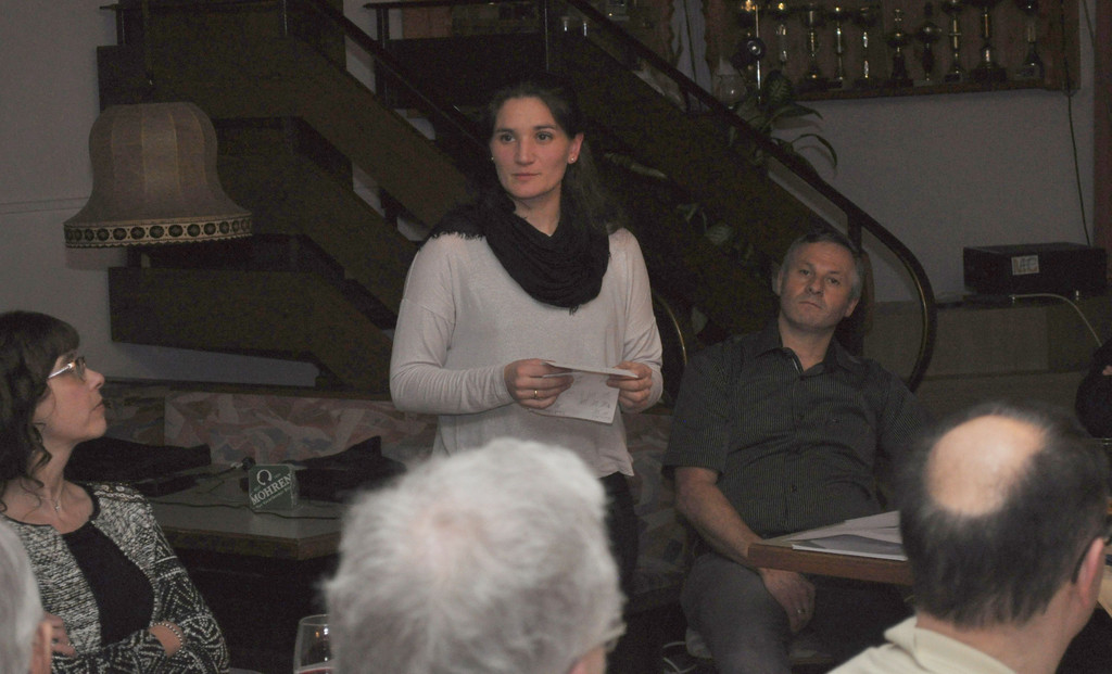 JHV f_ 2015 _4_ Angelika Kopf-Lebar h__lt R__ckblick auf 10 Jahre Chor-Arbeit.JPG
