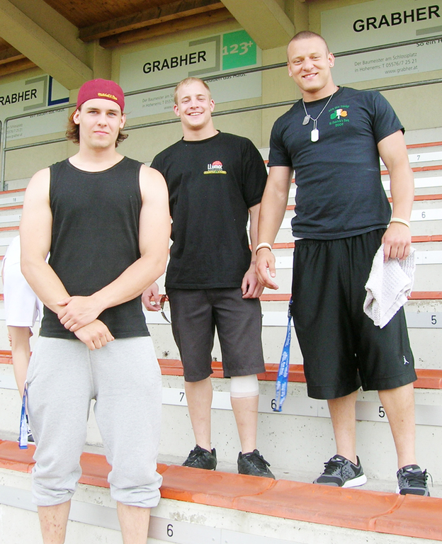 Tribuene17_jpg-1276258541