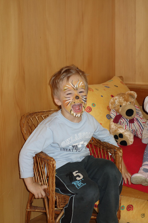 Fasching in der Spielgruppe _14_.JPG