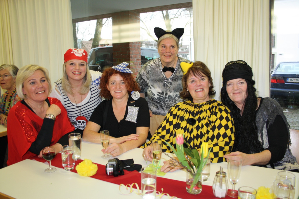 Fasching MITANAND Oldie Kr__nzle 2016 _14_.JPG