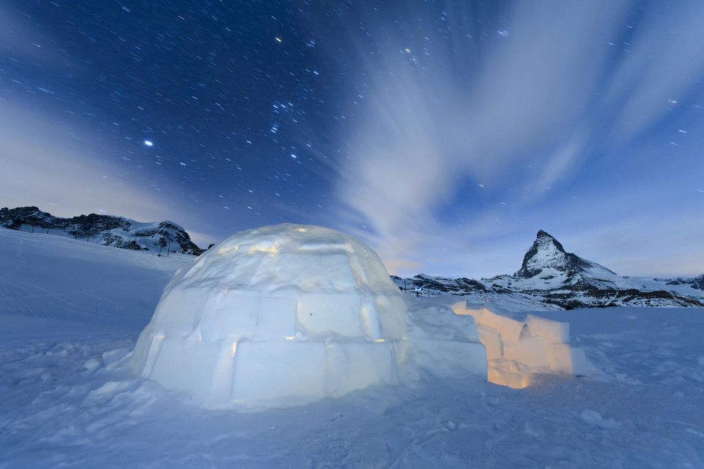 Switzerland_Igloo_Village.jpg