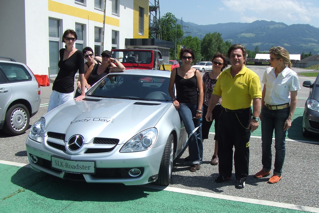 Ladys Day 2010 _2_.JPG