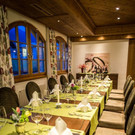 gedeckte_tische_im_restaurant_hotel_der_loewe.jpg