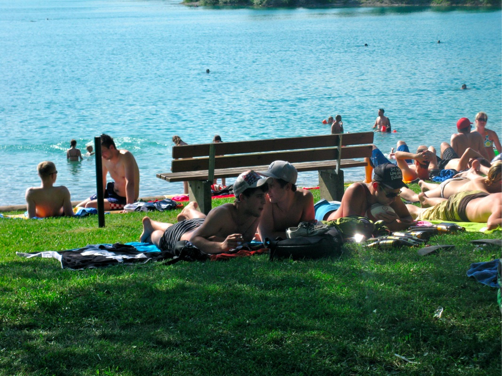 BK_beachlifebaggerl__cher 15_jpg-1276344785