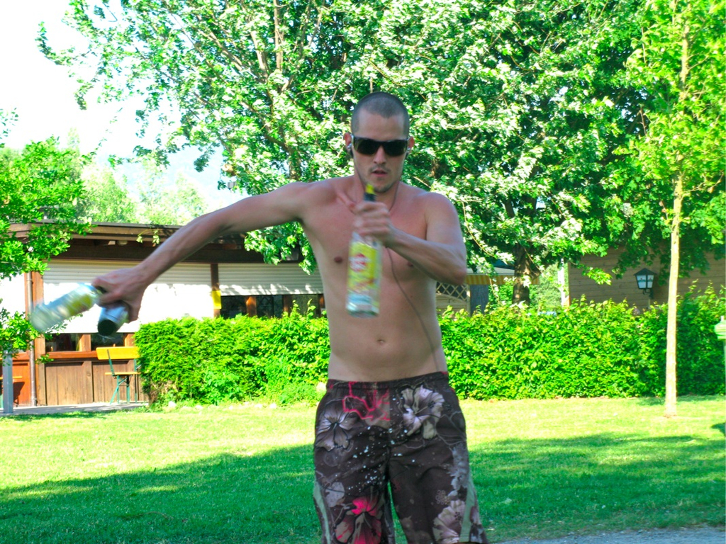 BK_mikejongleur 8_jpg-1276345729