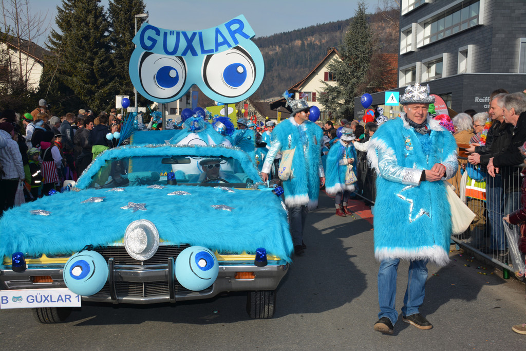 8umzug.jpg