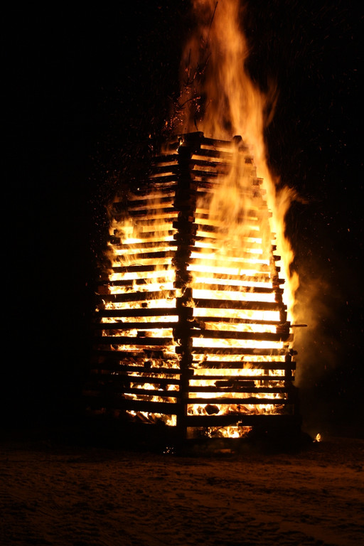 Lochau C Funken am Berg 2015 _5_.JPG