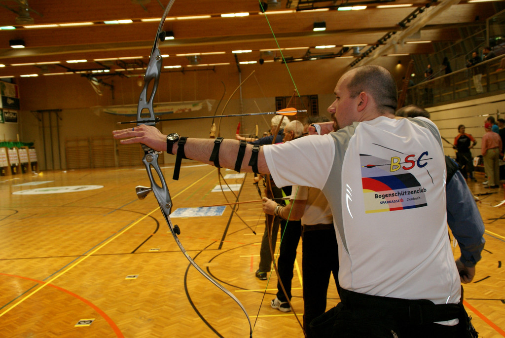 Kr__ftemessen in der Sporthalle.JPG