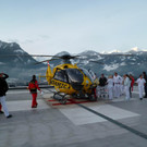 Erste_Landung_Heliport_LKHZ_22122012_2_kl.jpg