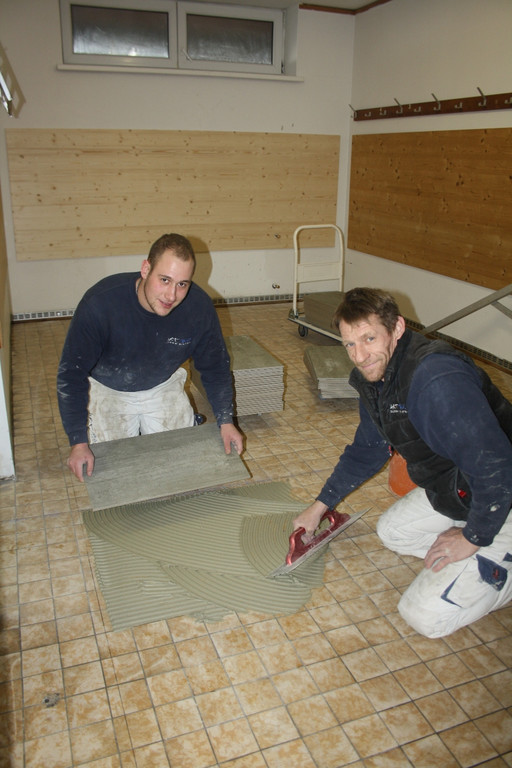 Sportheim Hoferfeld Sanierung UMKLEIDE 2016 _2_.JPG