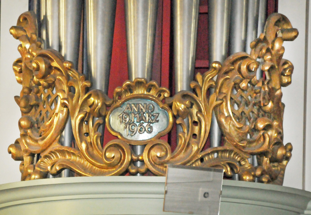 Orgel Ho__chst Datum der Weihe 22.jpg