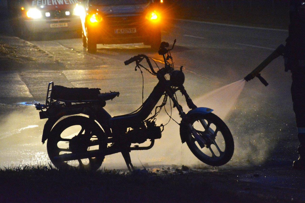 02032016_Horn_Mopedbrand _6_.jpg