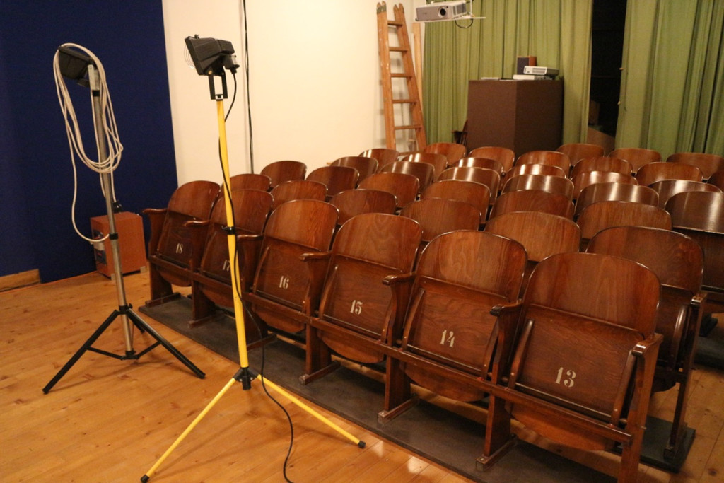 KOE_Filmclub in der Villa Claudia 20.jpg