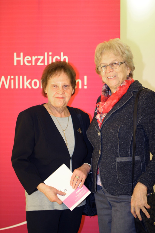 Hehle Christl Hechenberger m Begleitung.jpg