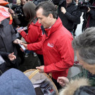 Pfefferspray-Verteilaktion des Team Stronach vor dem Wiener Parlament