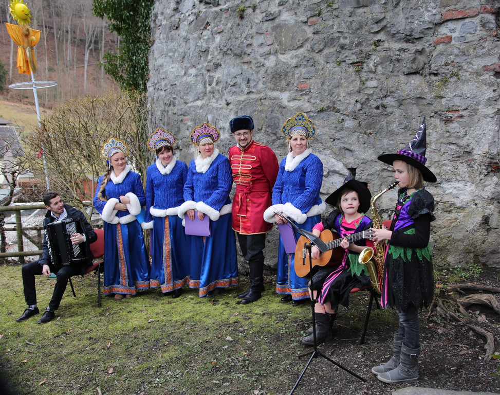 KOE_Schattenburg Masleniza Fest 40.jpg