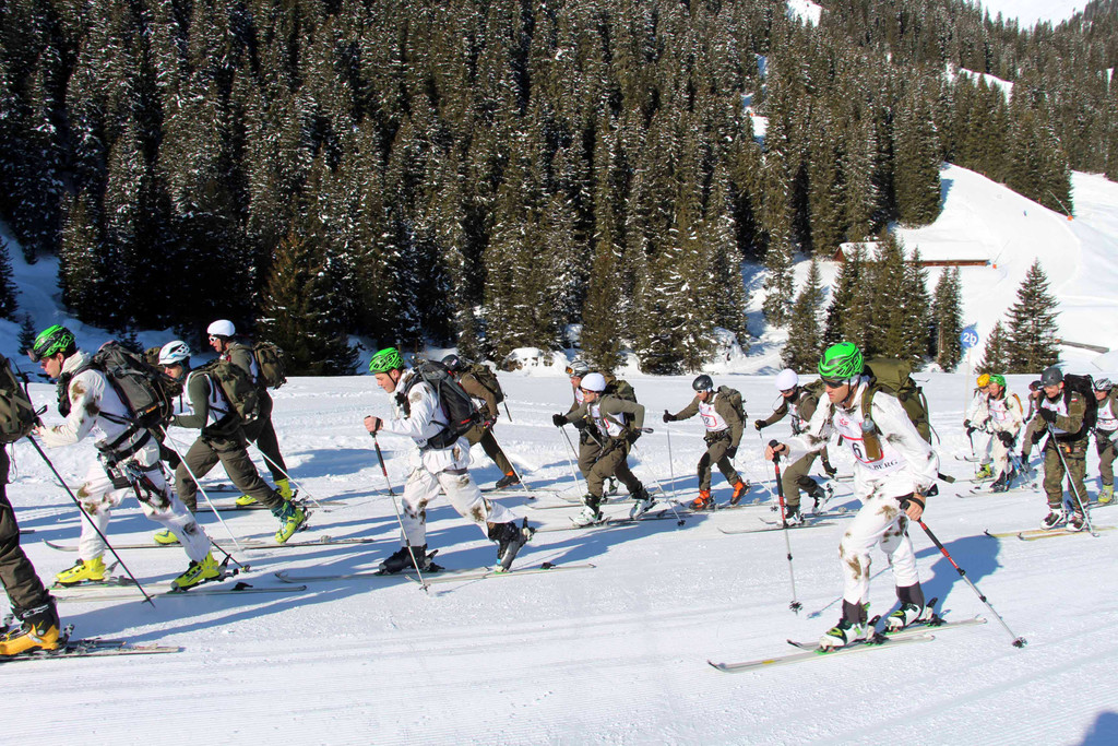 Massenstart im Tal.jpg