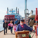 Hamburg_Hafen_shutterstock_186580646 09-19-31-179.jpg