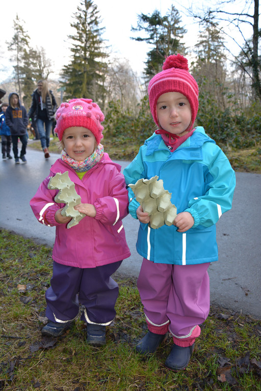 Eiersuche Anna und Nadine _1_.jpg