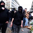 Polizei drängt Hooligan-Demo in Brüssel zurück