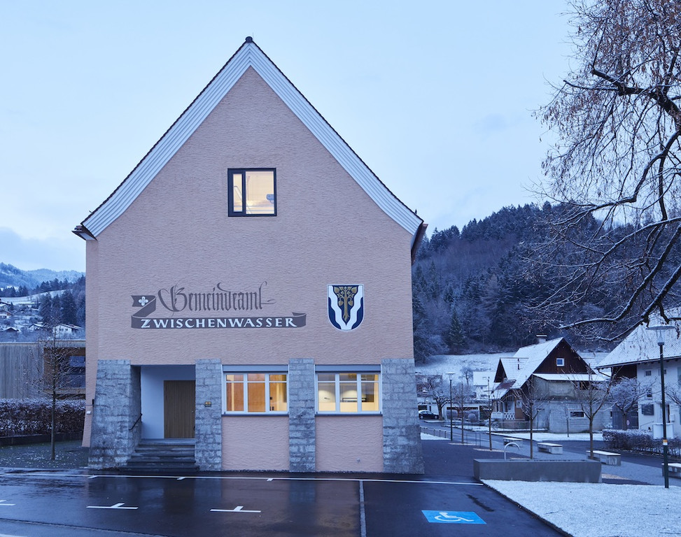 Gemeindeamt Giebelseite_Fotograf schreyerdavid.jpg