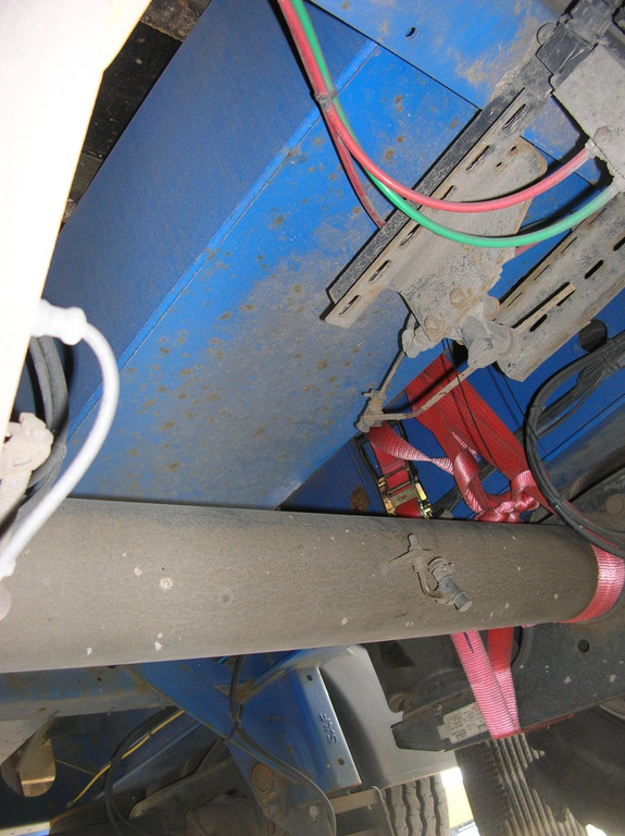 06_04_2016 LVA_ polnischer Lkw_ Bild 2.JPG