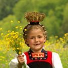 Tracht 4.jpg