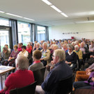 ein voller Saal2.jpg