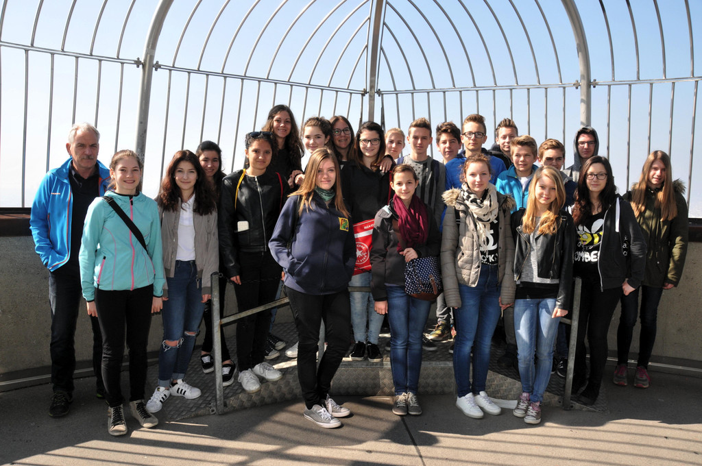 Auf_dem_Donauturm.jpg
