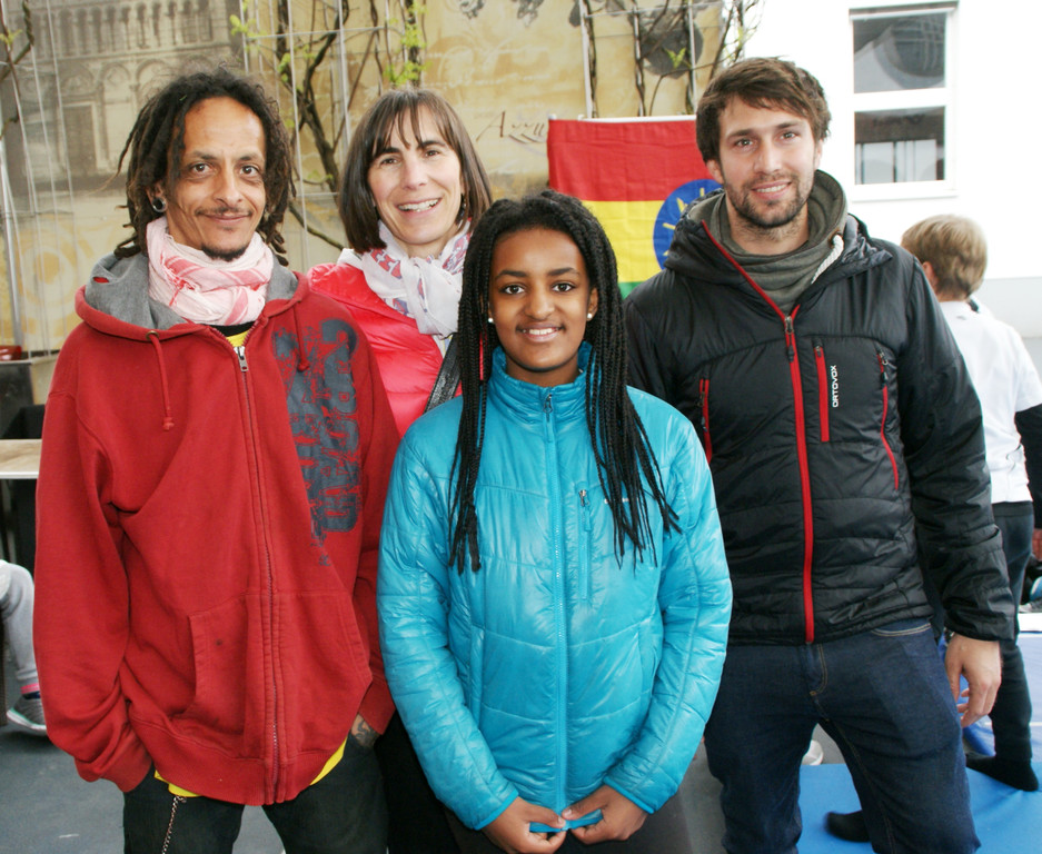 vli_ Angelo Siciliani_ Ulrike und Maria Studer_ Lukas W__stner.JPG