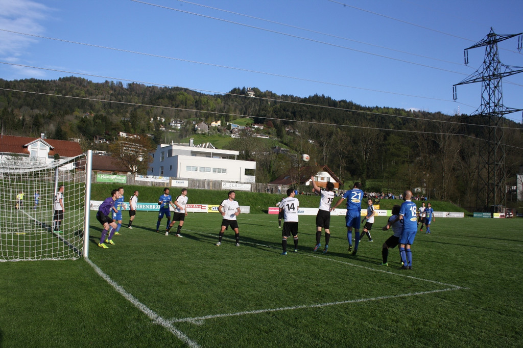 Fu__ball SV Typico Lochau KM Spiel SCHRUNS 16-04-2016 _21_.JPG