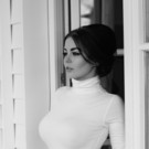 JuliaHallea_d_Saale.jpg