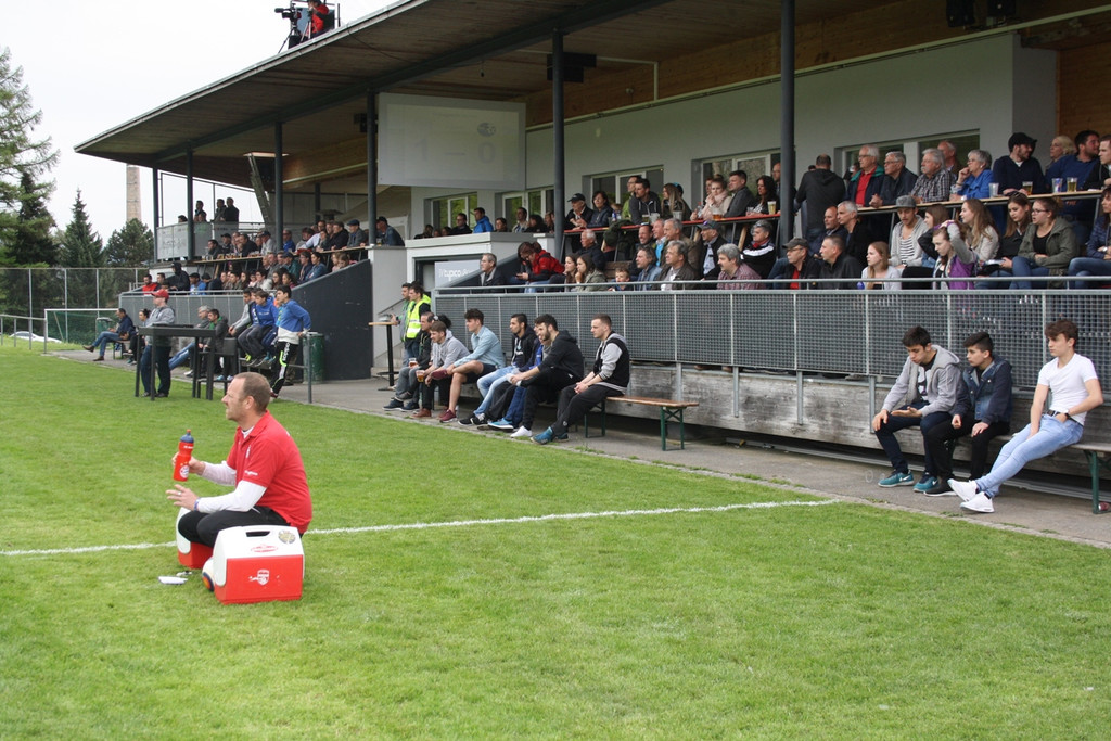 Fu__ball SVL Sieg gegen Nenzing 30-04-2016 _26_.JPG
