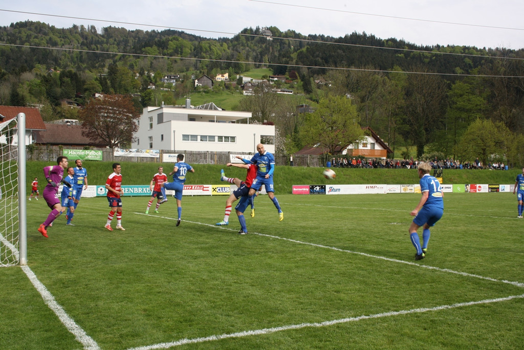 Fu__ball SVL Sieg gegen Nenzing 30-04-2016 _13_.JPG