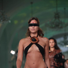 Show Angewandte 10 - modenschau 2010 - orangerie schoenbrunn wien - florian wieser _17_.jpg