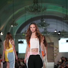 Show Angewandte 10 - modenschau 2010 - orangerie schoenbrunn wien - florian wieser _209_.jpg