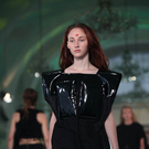 Show Angewandte 10 - modenschau 2010 - orangerie schoenbrunn wien - florian wieser _24_.jpg