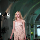 Show Angewandte 10 - modenschau 2010 - orangerie schoenbrunn wien - florian wieser _241_.jpg