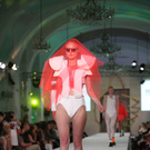 Show Angewandte 10 - modenschau 2010 - orangerie schoenbrunn wien - florian wieser _243_.jpg