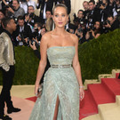 2016_Metropolitan_Museum_of_Art_Costume_Institute_Benefit_Gala_14.jpg