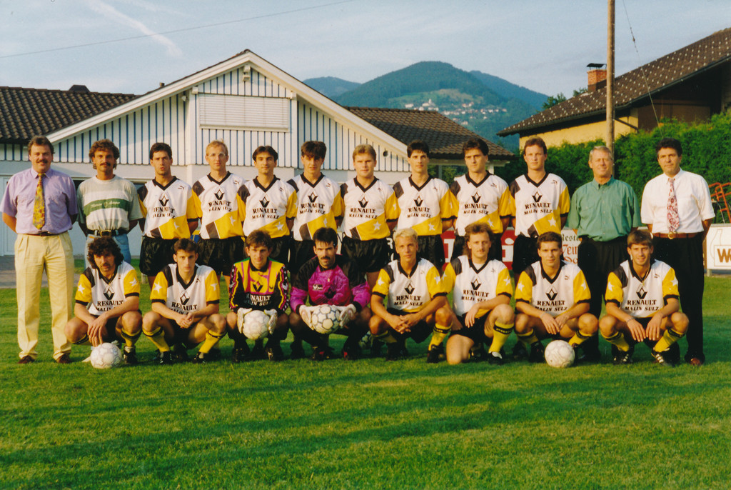 1_ Mannschaft 20.jpg