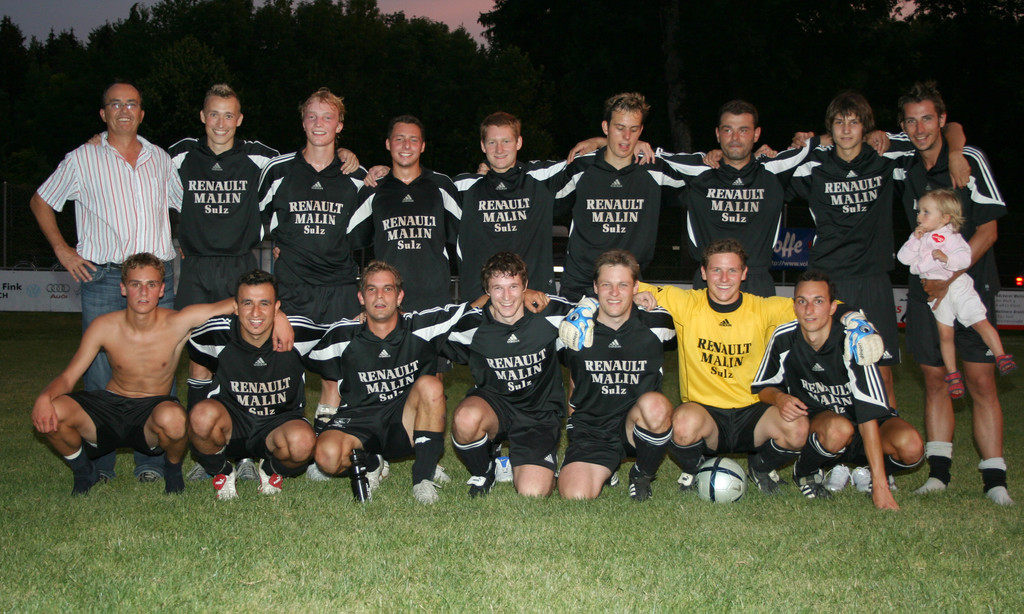 1_ Mannschaft 2006_2007 bei Riocha-Cup.jpg