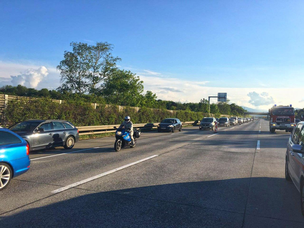 08052016_Stau nach Notfall_A2 _6_.jpg