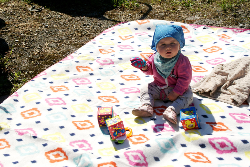 Siri chillt am Gutshof.JPG