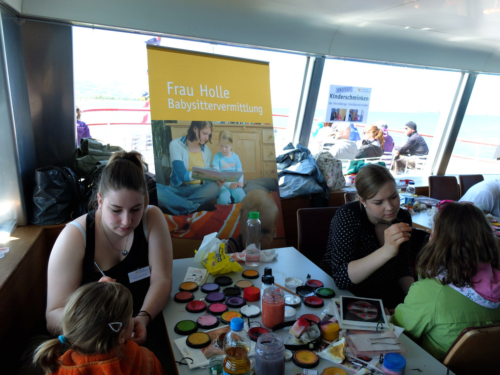 Holles auf dem Schiff.JPG