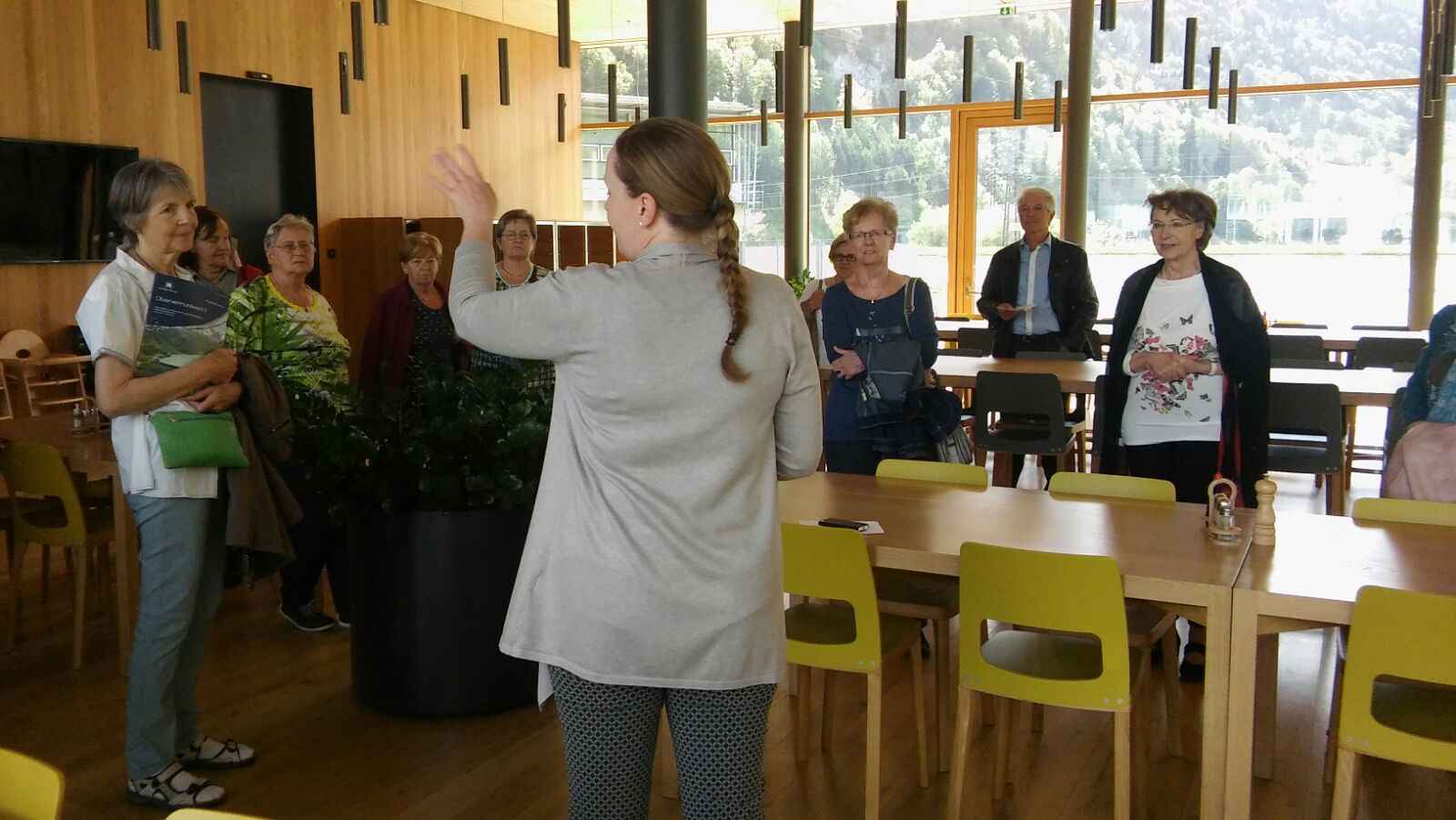 Bild  4          Besuch    Illwerke-VKW.jpg