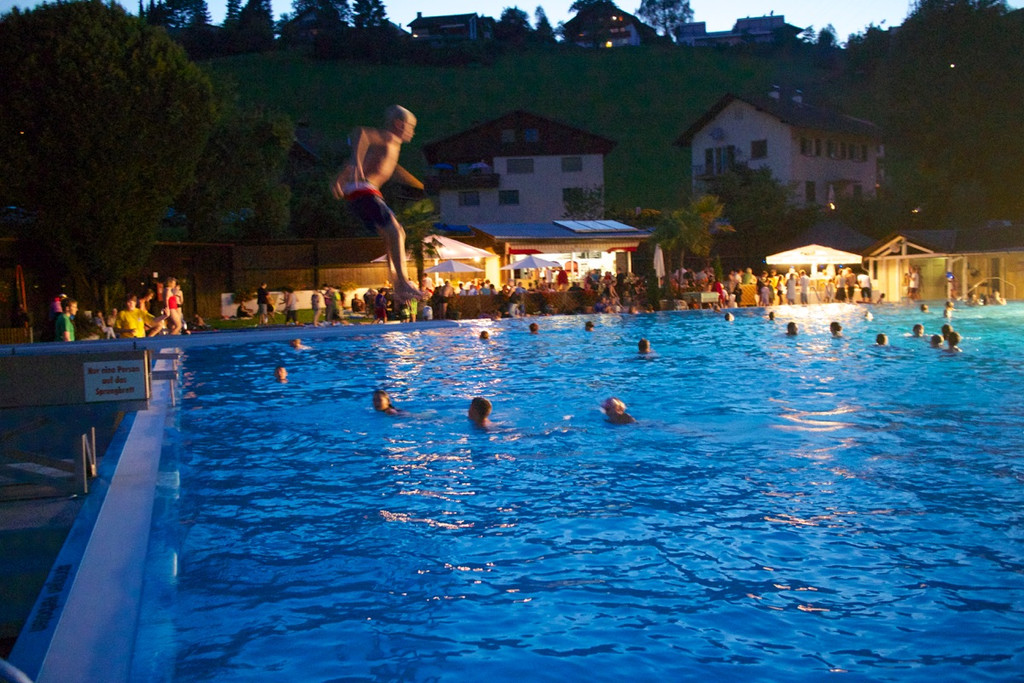 BK_Felsenau Vollmondschwimmen 20.jpg